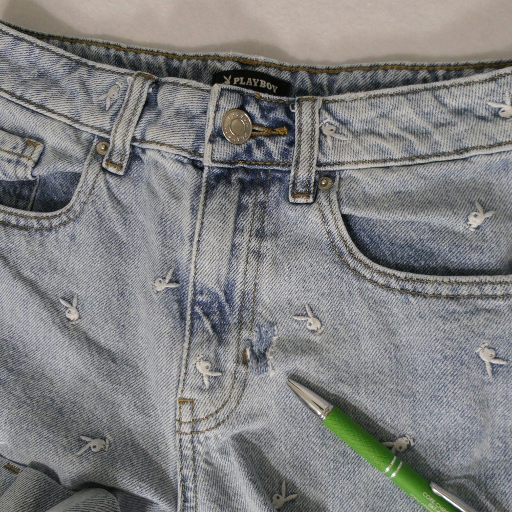 PacSun Womens Shorts Denim Blue 24 Light Wash Embroidered Bunny Playboy Y2K - Picture 6 of 10